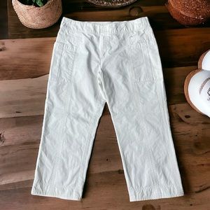 Nike White Ripstop Golf Capri Pants Size Medium 8-10 100% Cotton Swoosh Logo